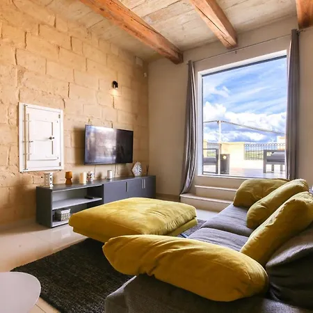Villa Farmhouse With Pool And Cave *
