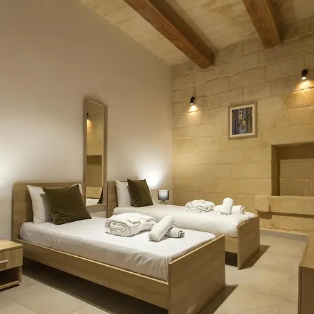 Villa Farmhouse With Pool And Cave Rabat