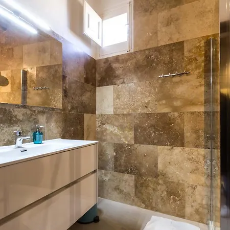 Villa Farmhouse With Pool And Cave