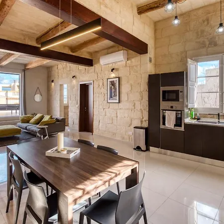 Farmhouse With Pool And Cave Rabat