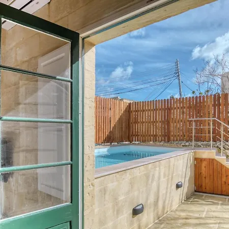 Farmhouse With Pool And Cave