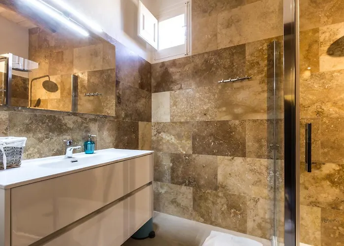 Villa Farmhouse With Pool And Cave